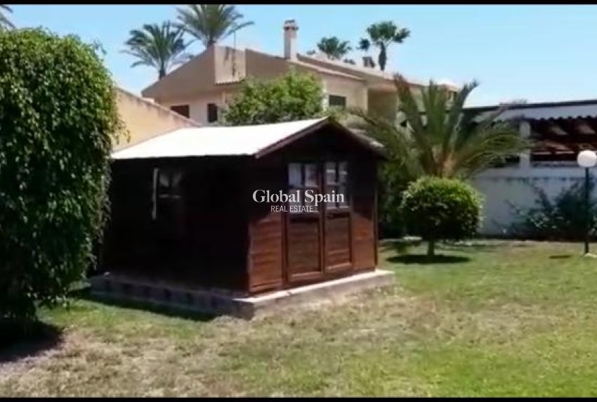 Revente - VILLA -
TORREVIEJA - Costa Blanca