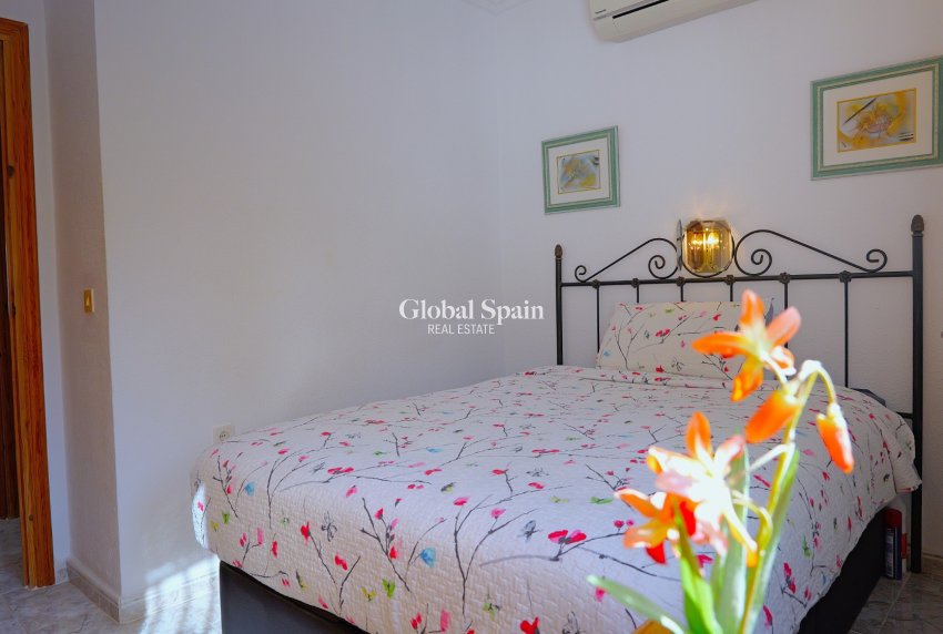 Revente - VILLA -
TORREVIEJA - Costa Blanca