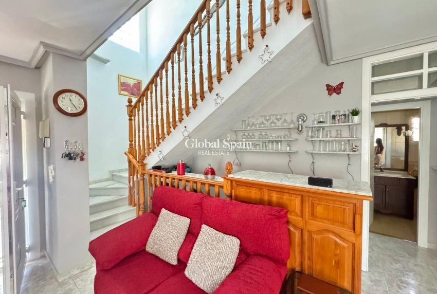 Revente - VILLA -
TORREVIEJA - Costa Blanca