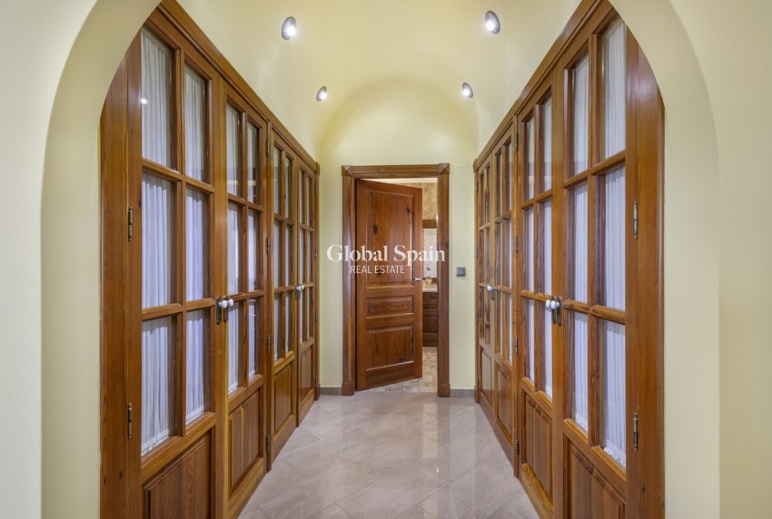 Revente - VILLA -
TORREVIEJA - Costa Blanca