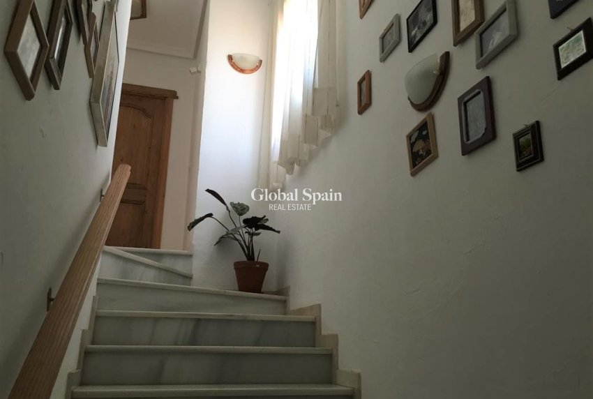 Revente - VILLA -
TORREVIEJA - Costa Blanca