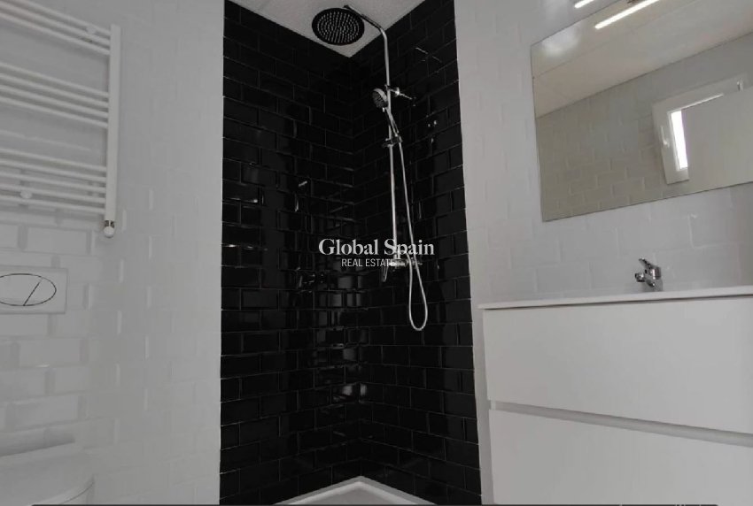 Revente - VILLA -
TORREVIEJA - Costa Blanca