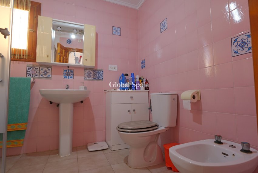 Revente - VILLA -
TORREVIEJA - Costa Blanca