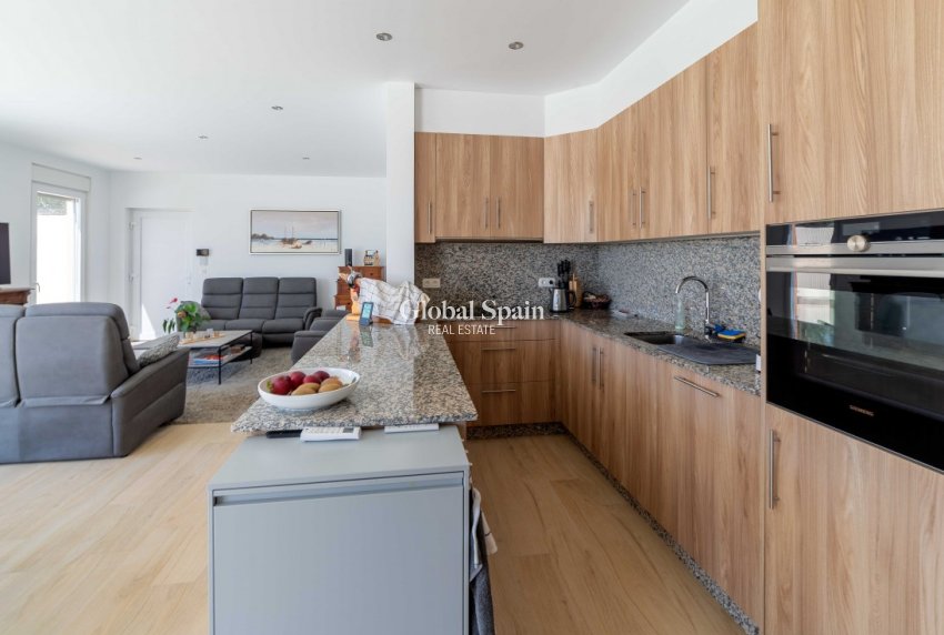 Revente - VILLA -
TORREVIEJA - Costa Blanca