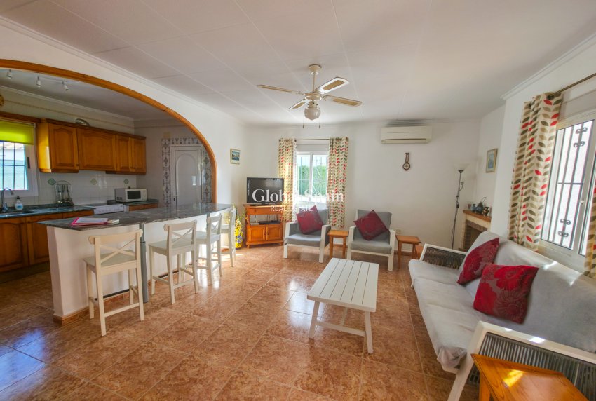 Revente - VILLA -
TORREVIEJA - Costa Blanca