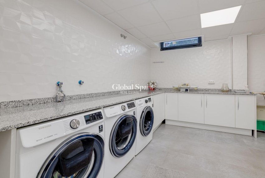 Revente - VILLA -
TORREVIEJA - Costa Blanca