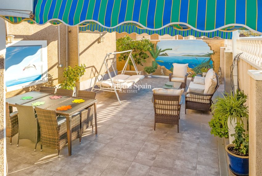 Revente - VILLA -
TORREVIEJA - Costa Blanca