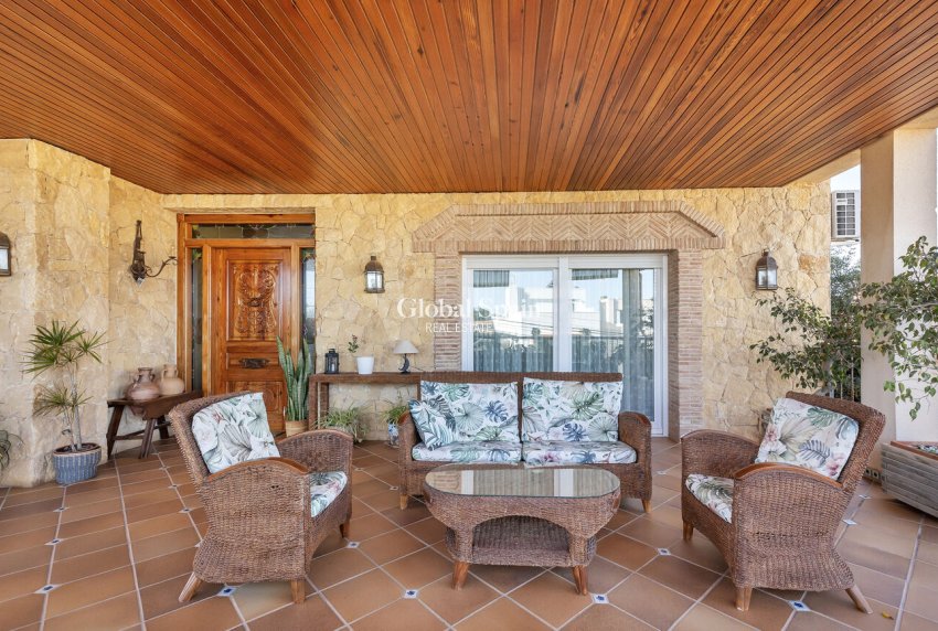 Revente - VILLA -
TORREVIEJA - Costa Blanca