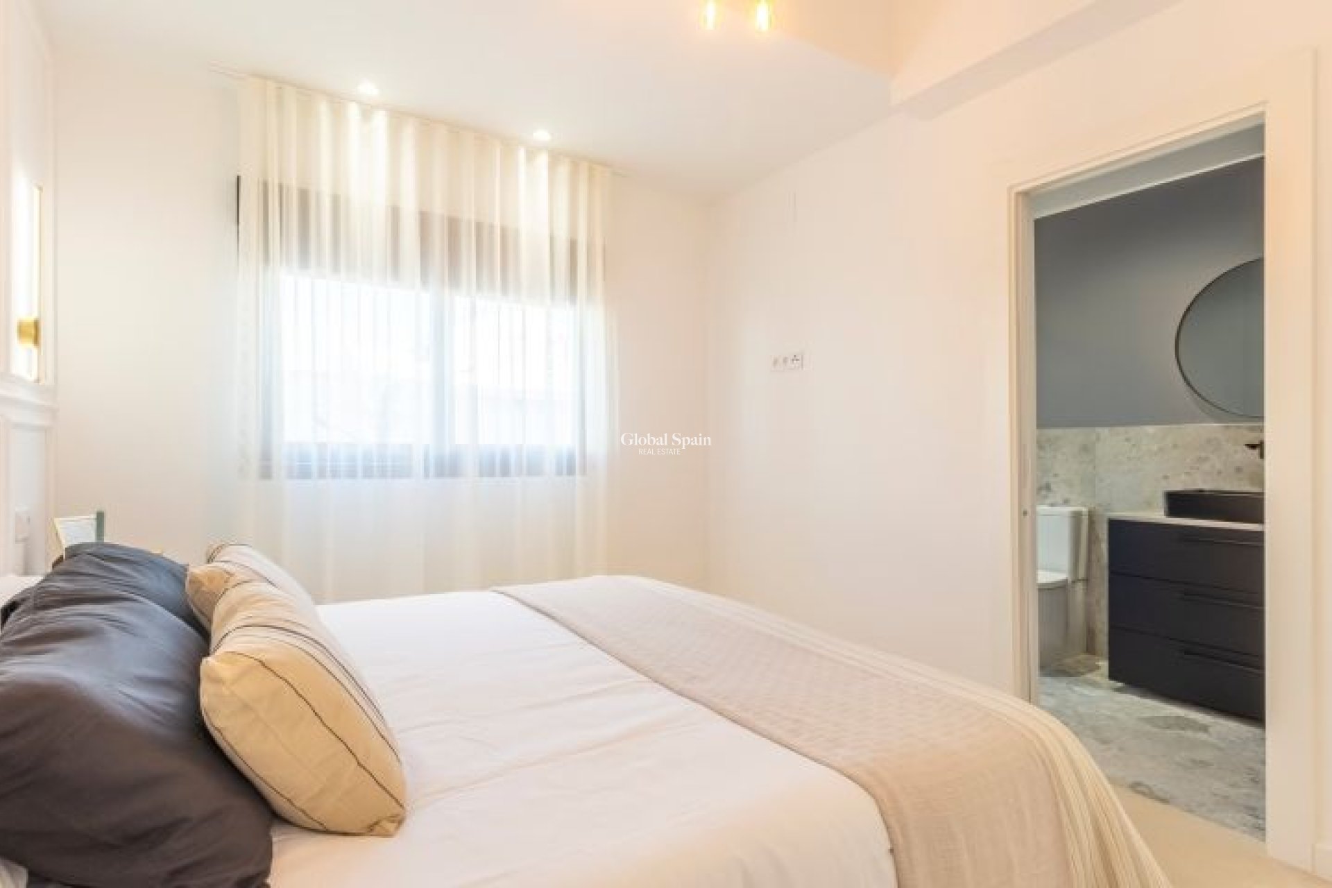 Revente - VILLA -
TORREVIEJA - Costa Blanca