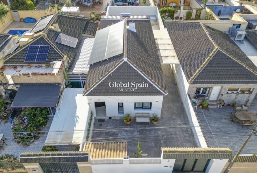 Revente - VILLA -
TORREVIEJA - Costa Blanca