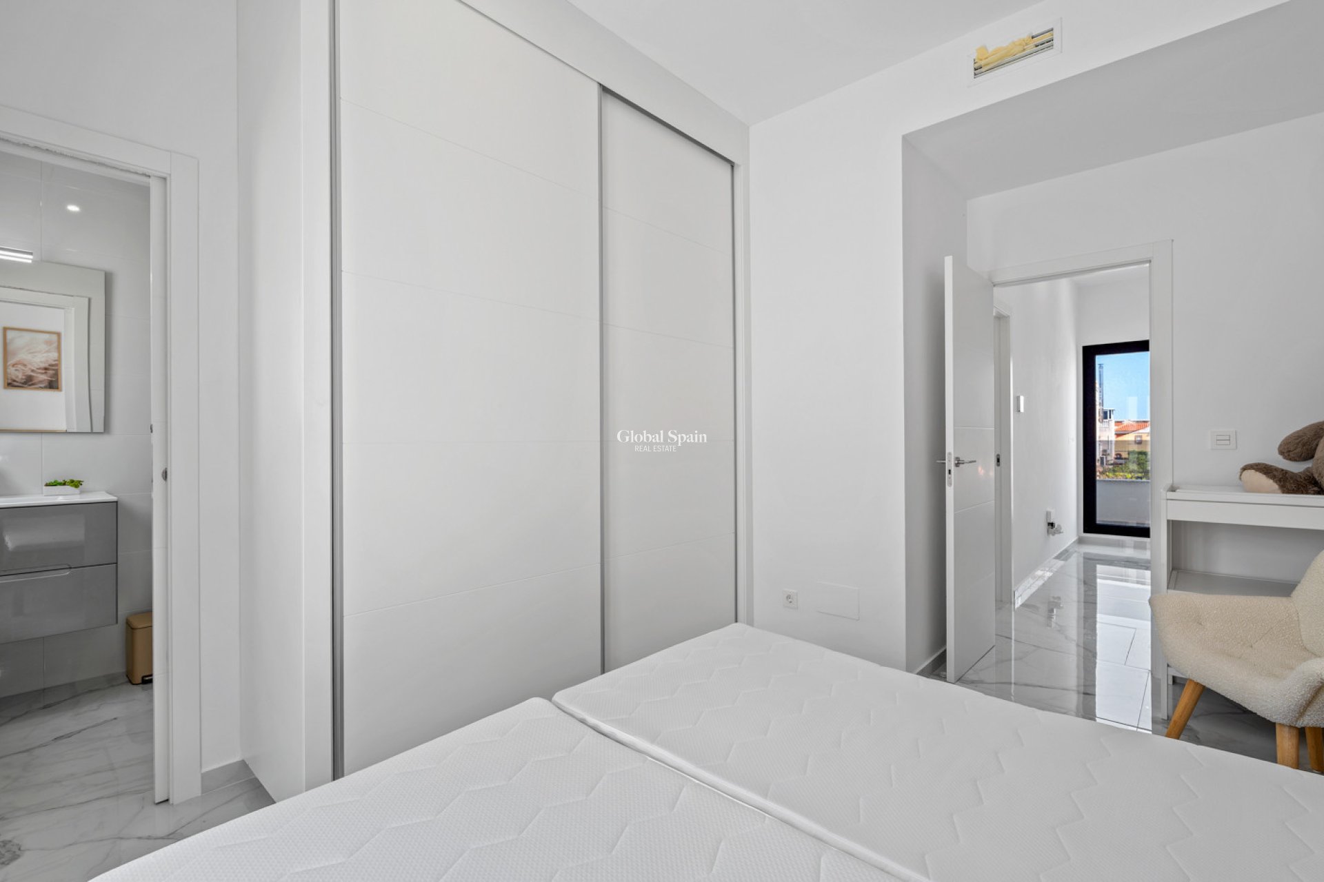 Revente - VILLA -
TORREVIEJA - Costa Blanca