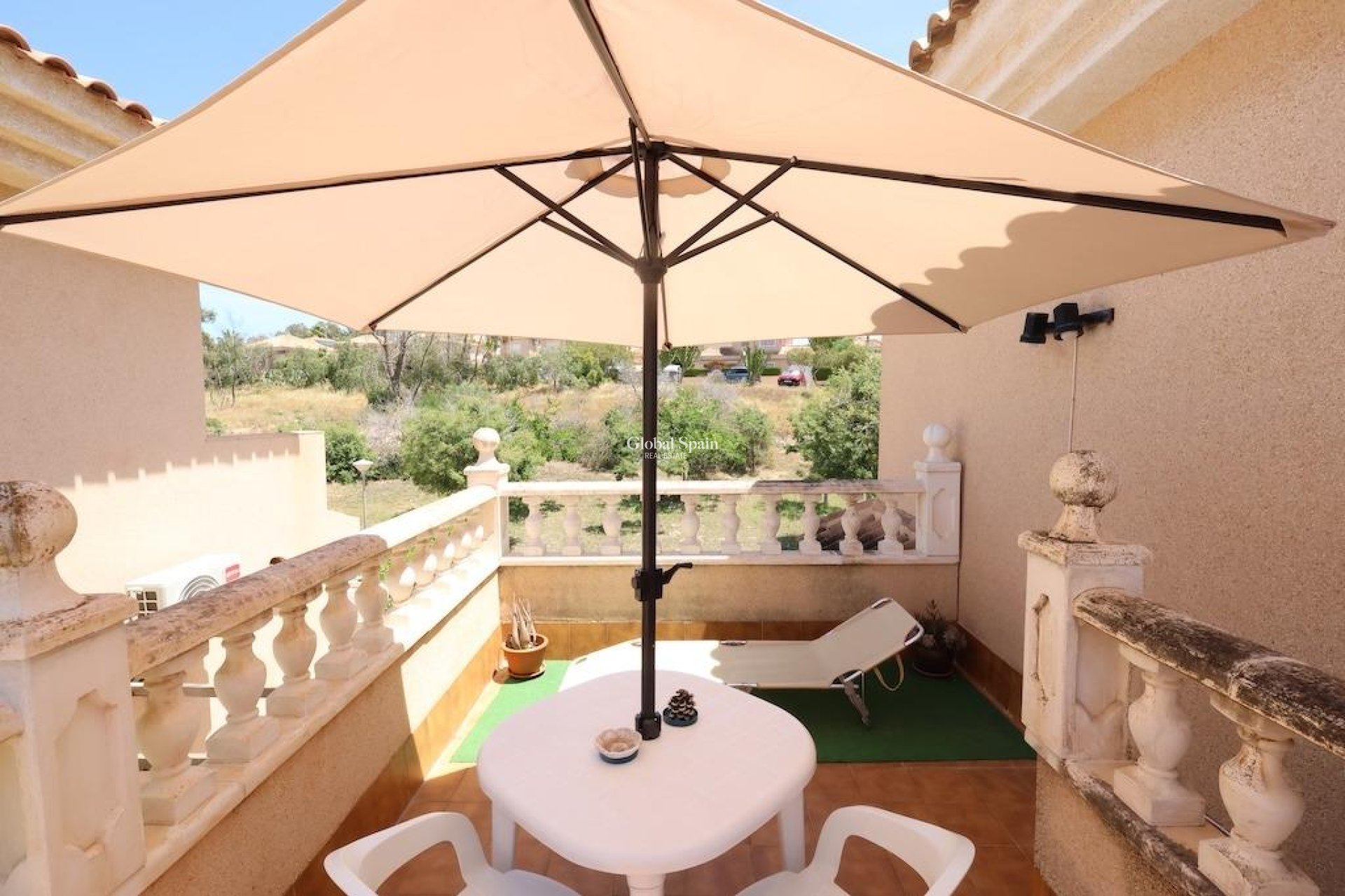 Revente - VILLA -
TORREVIEJA - Costa Blanca