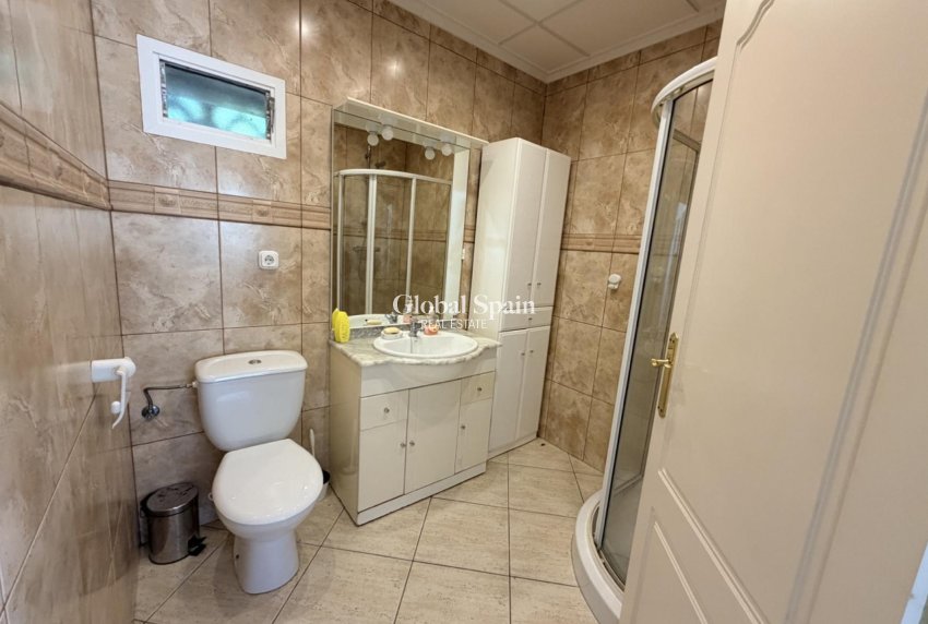 Revente - VILLA -
TORREVIEJA - Costa Blanca