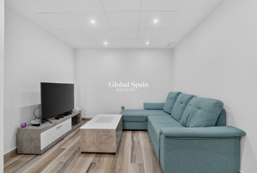 Revente - VILLA -
TORREVIEJA - Costa Blanca