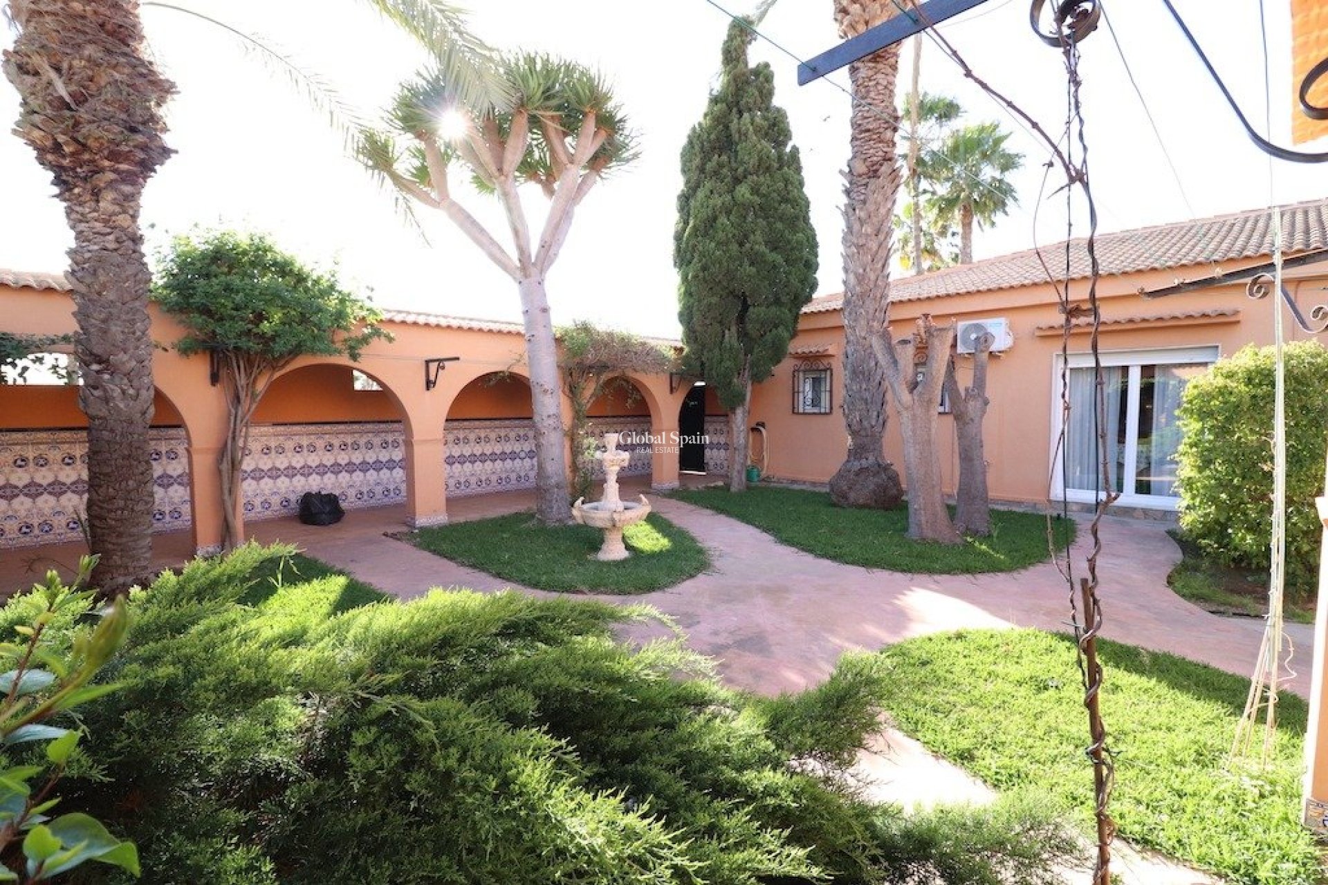 Revente - VILLA -
TORREVIEJA - Costa Blanca