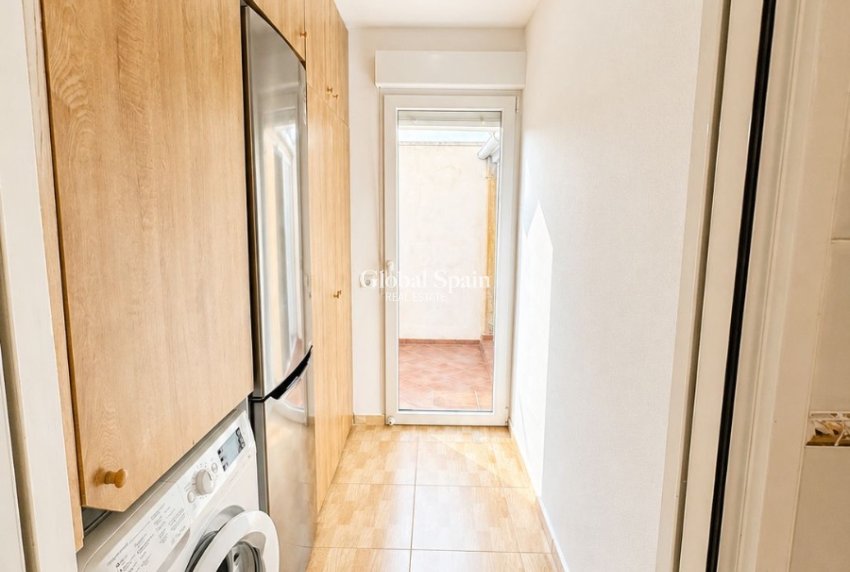 Revente - VILLA -
TORREVIEJA - Costa Blanca