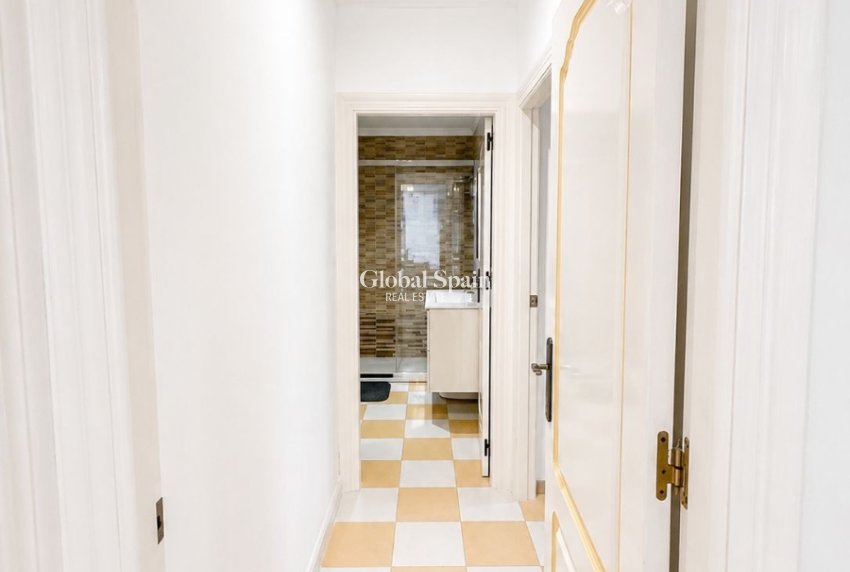 Revente - VILLA -
TORREVIEJA - Costa Blanca