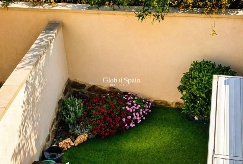 Revente - VILLA -
TORREVIEJA - Costa Blanca