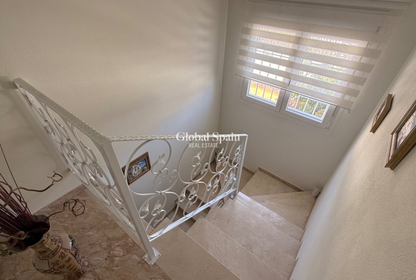 Revente - VILLA -
TORREVIEJA - Costa Blanca