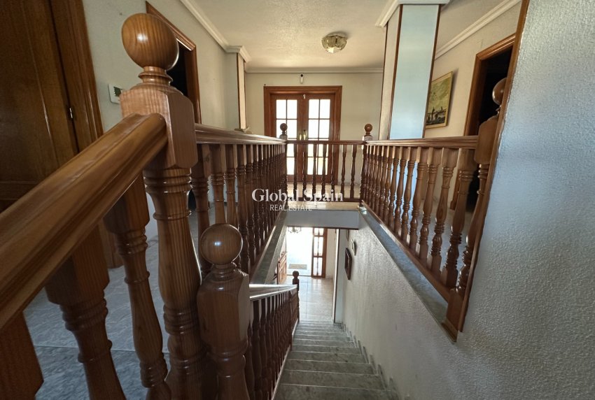 Revente - VILLA -
TORREVIEJA - Costa Blanca