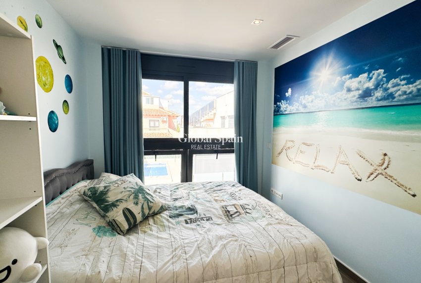 Revente - VILLA -
TORREVIEJA - Costa Blanca