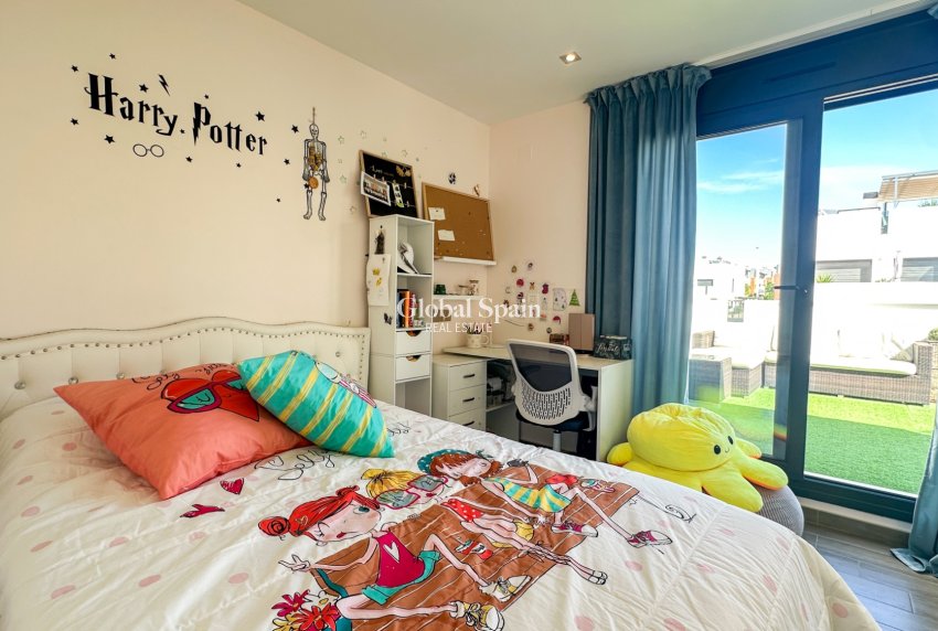 Revente - VILLA -
TORREVIEJA - Costa Blanca