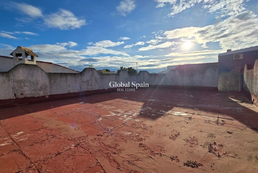 Revente - VILLA -
TORREVIEJA - El Chaparal