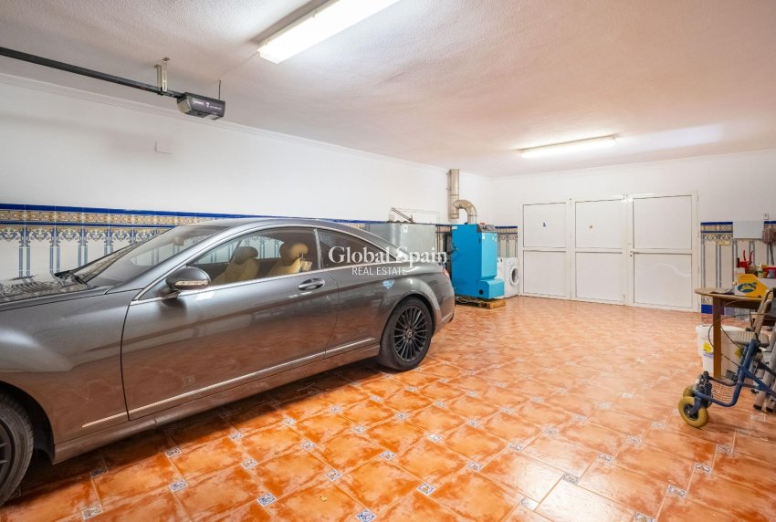 Revente - VILLA -
TORREVIEJA - El Chaparral