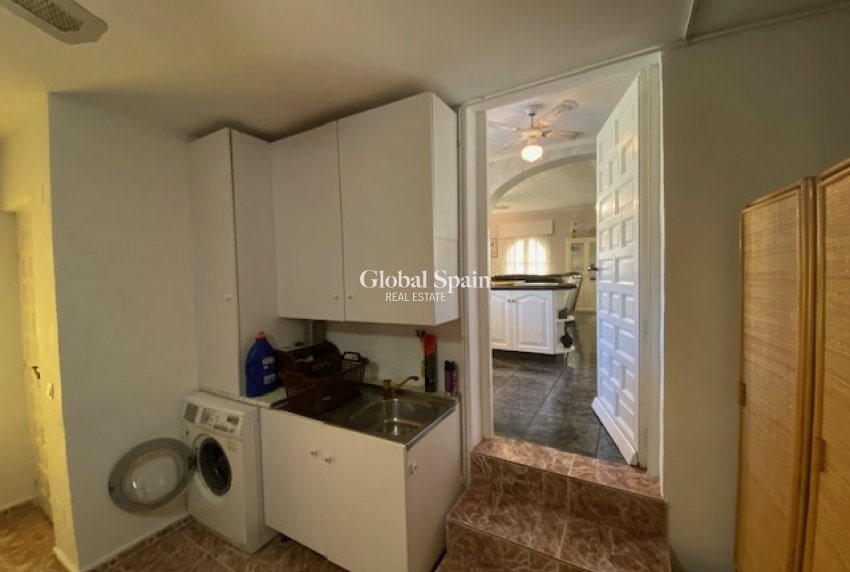 Revente - VILLA -
TORREVIEJA - El Chaparral