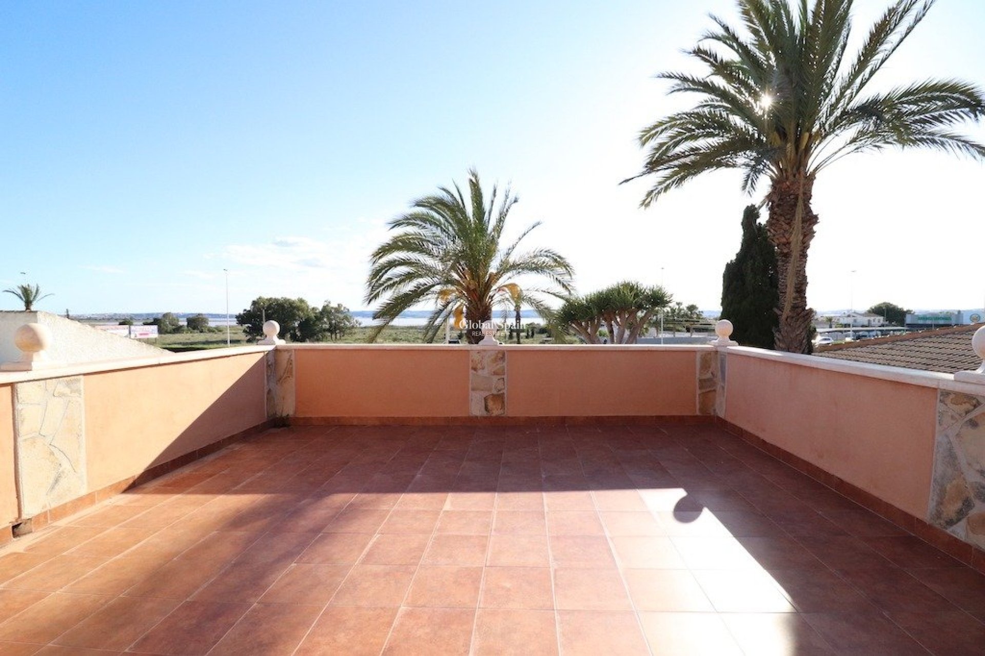Revente - Villa -
TORREVIEJA - El chaparral