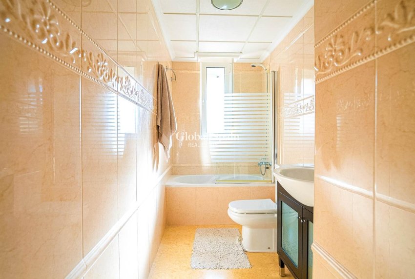 Revente - VILLA -
TORREVIEJA - La Mata