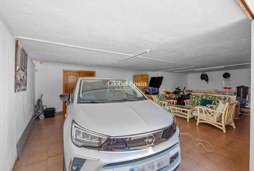 Revente - VILLA -
TORREVIEJA - La Mata