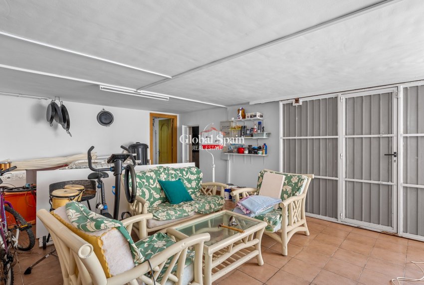 Revente - VILLA -
TORREVIEJA - La Mata