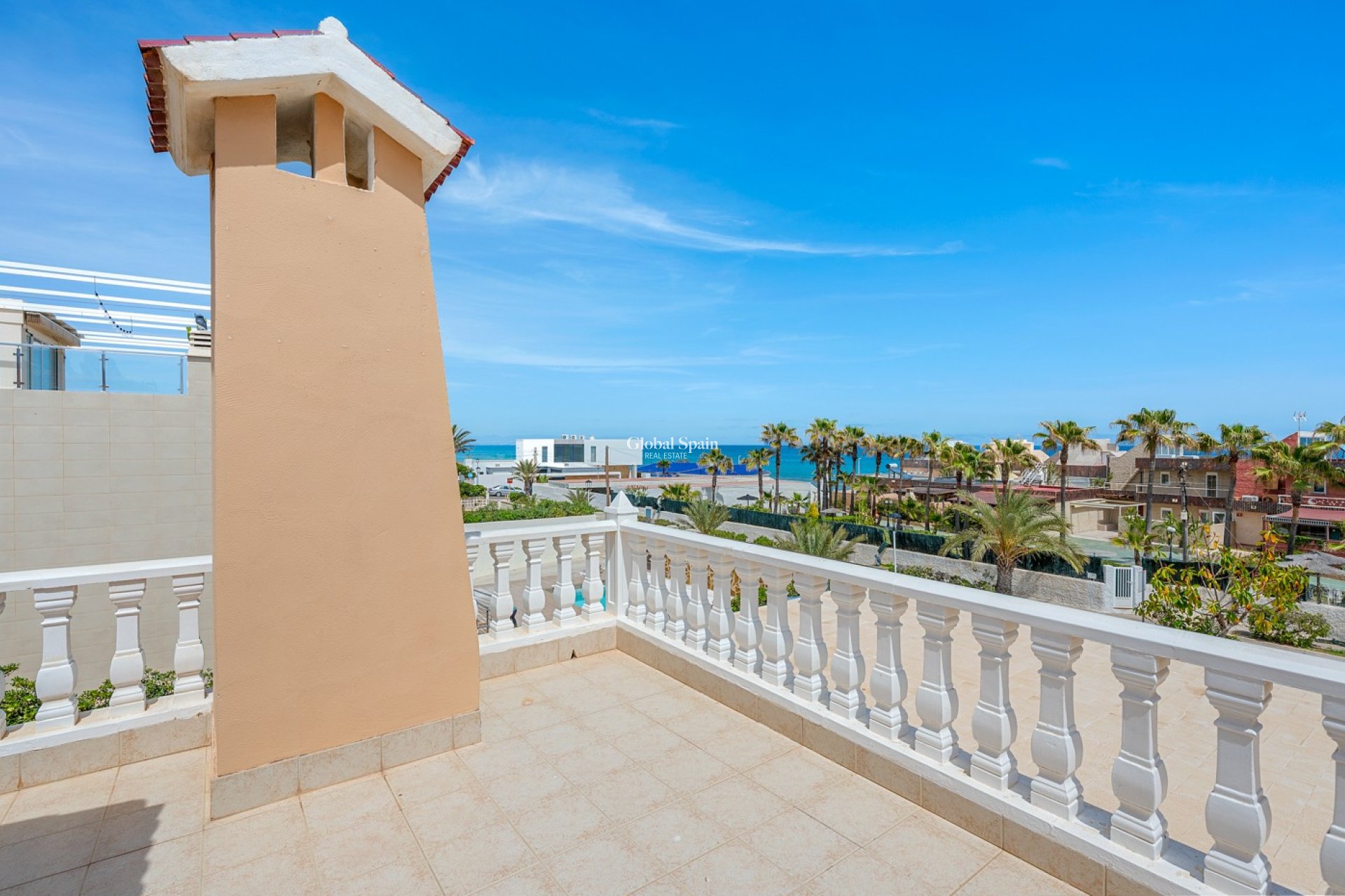 Revente - VILLA -
TORREVIEJA - La Mata