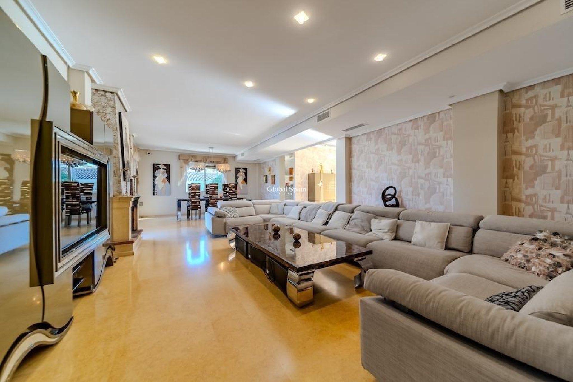 Revente - VILLA -
TORREVIEJA - La Mata