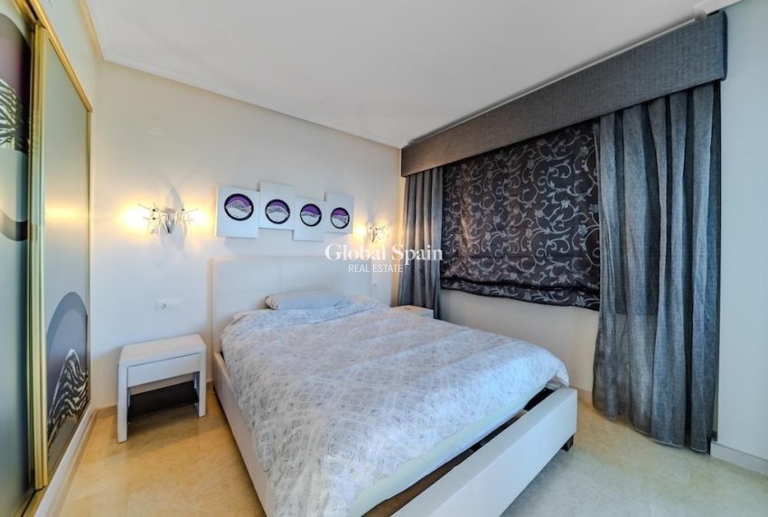 Revente - VILLA -
TORREVIEJA - La Mata