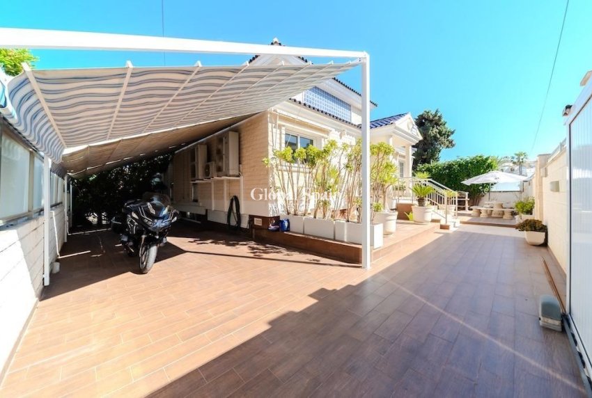 Revente - VILLA -
TORREVIEJA - La Mata