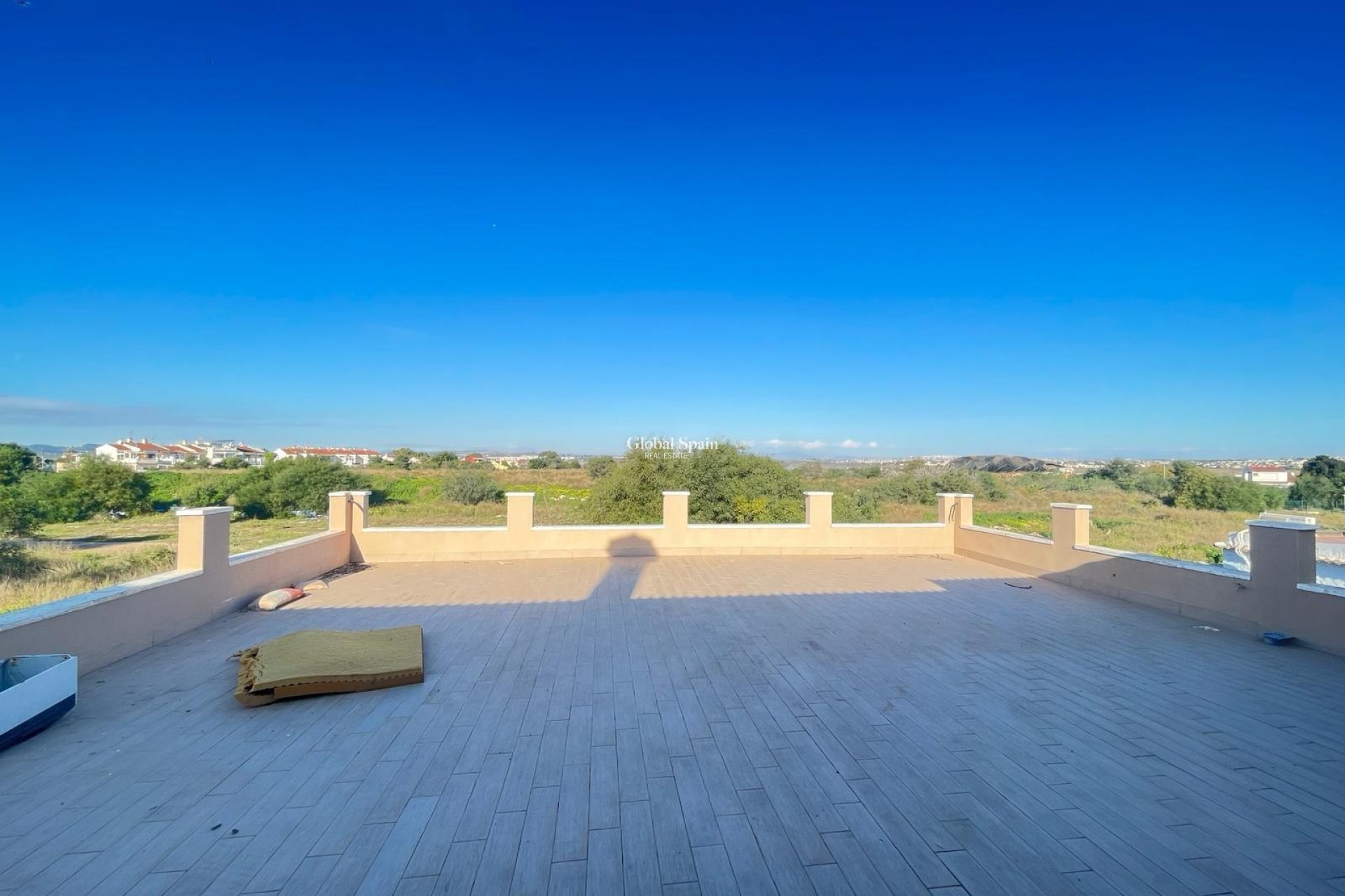 Revente - VILLA -
TORREVIEJA - La Siesta - El Salado - Torreta
