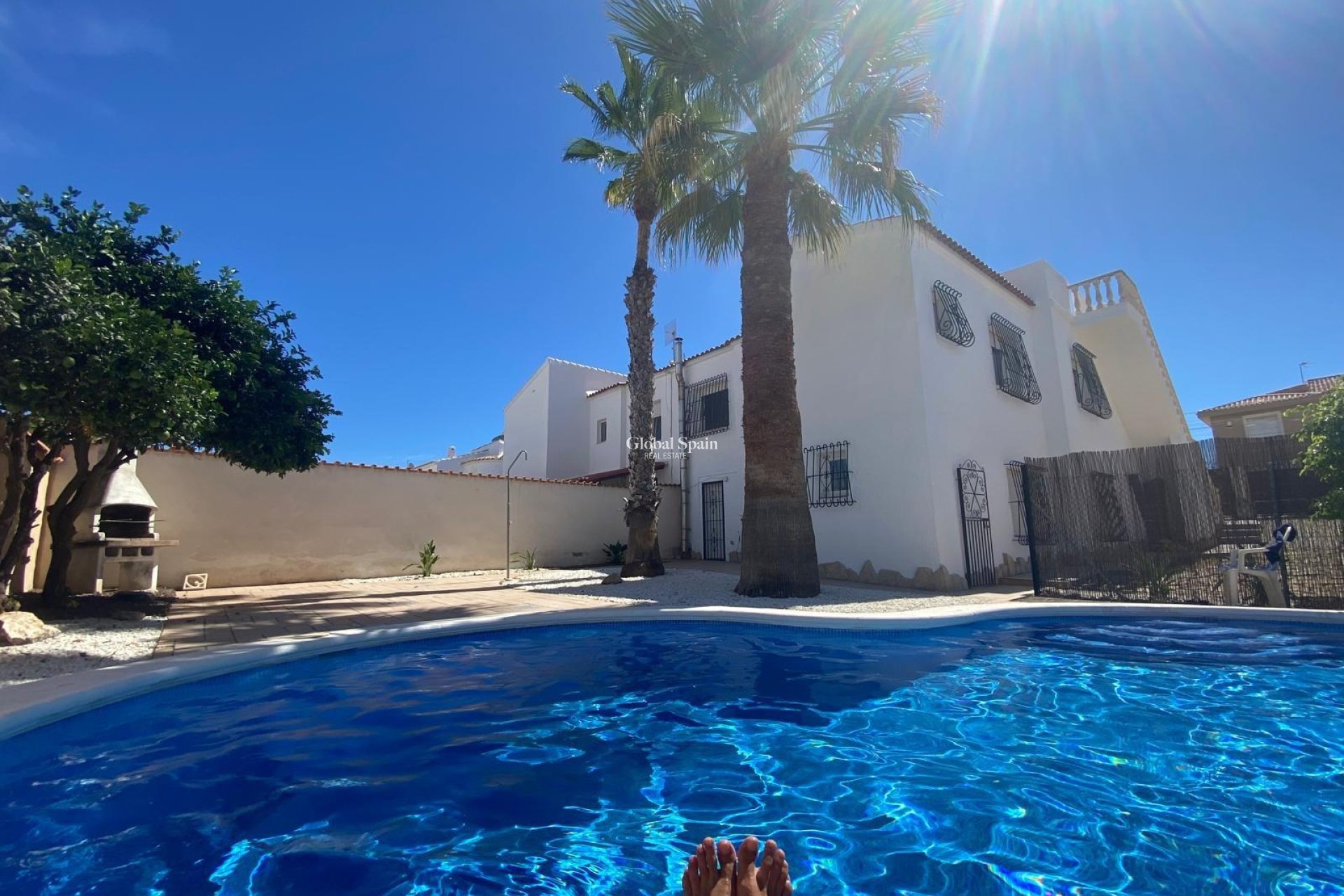 Revente - VILLA -
TORREVIEJA - La Siesta - El Salado - Torreta