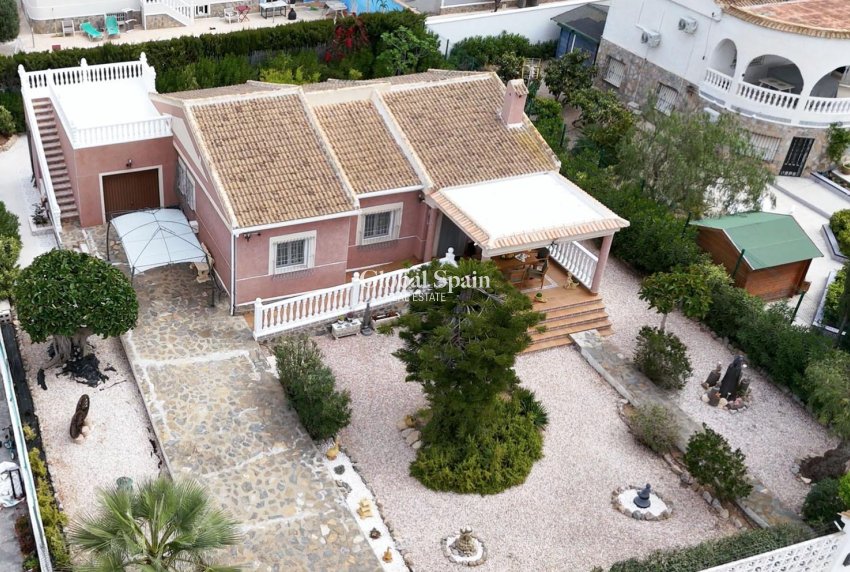 Revente - VILLA -
TORREVIEJA - La Siesta