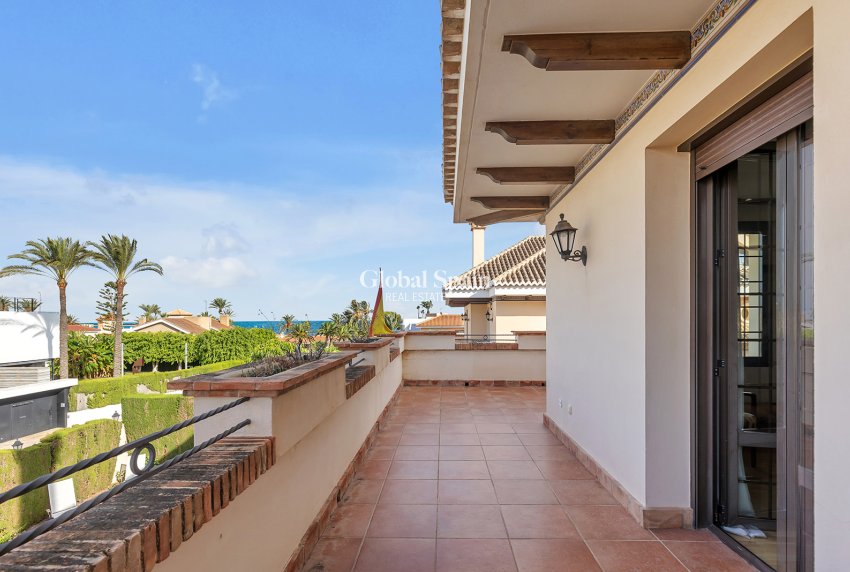 Revente - Villa -
TORREVIEJA - La Veleta