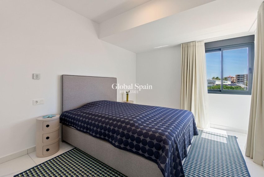 Revente - VILLA -
TORREVIEJA - La Veleta