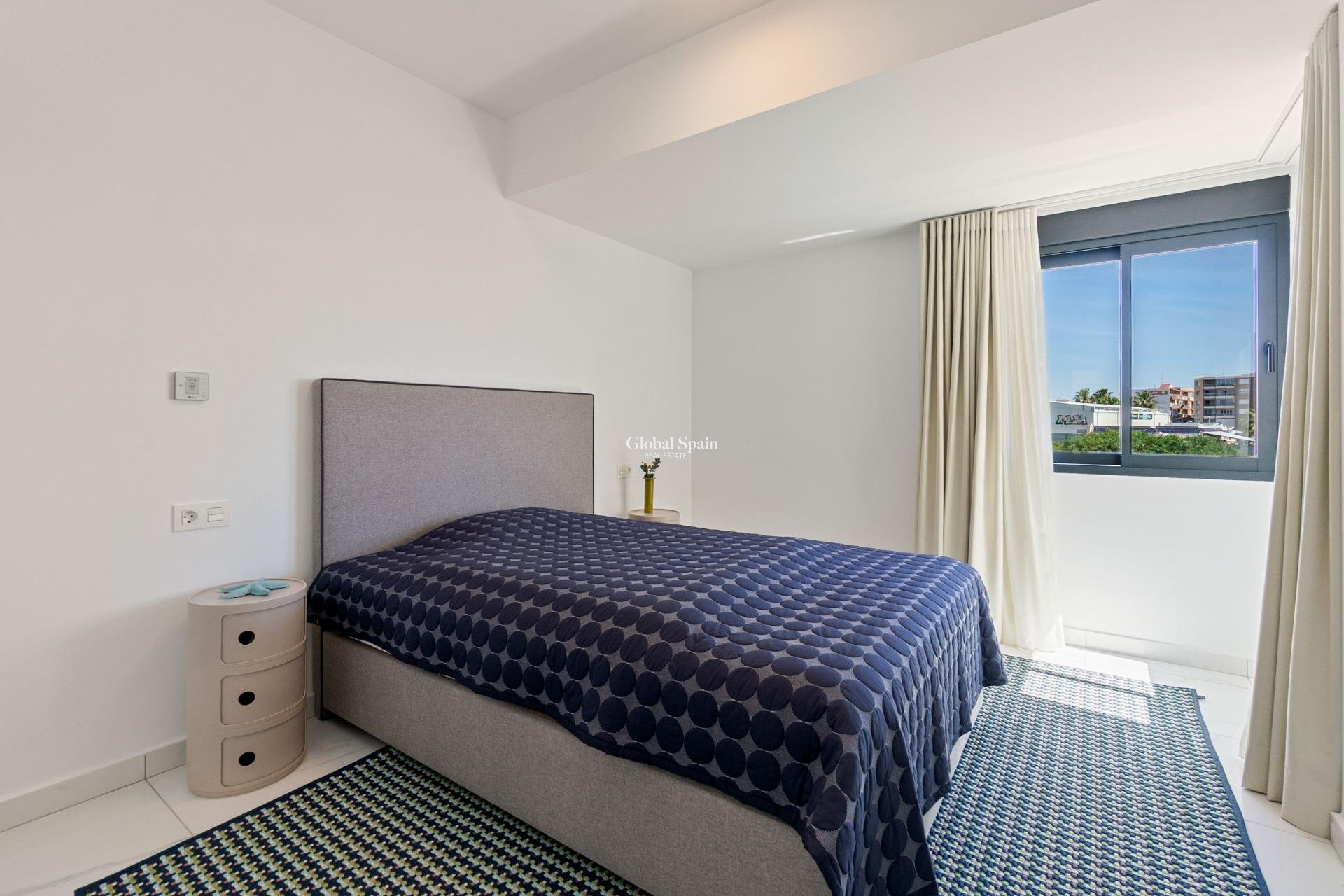 Revente - VILLA -
TORREVIEJA - La Veleta