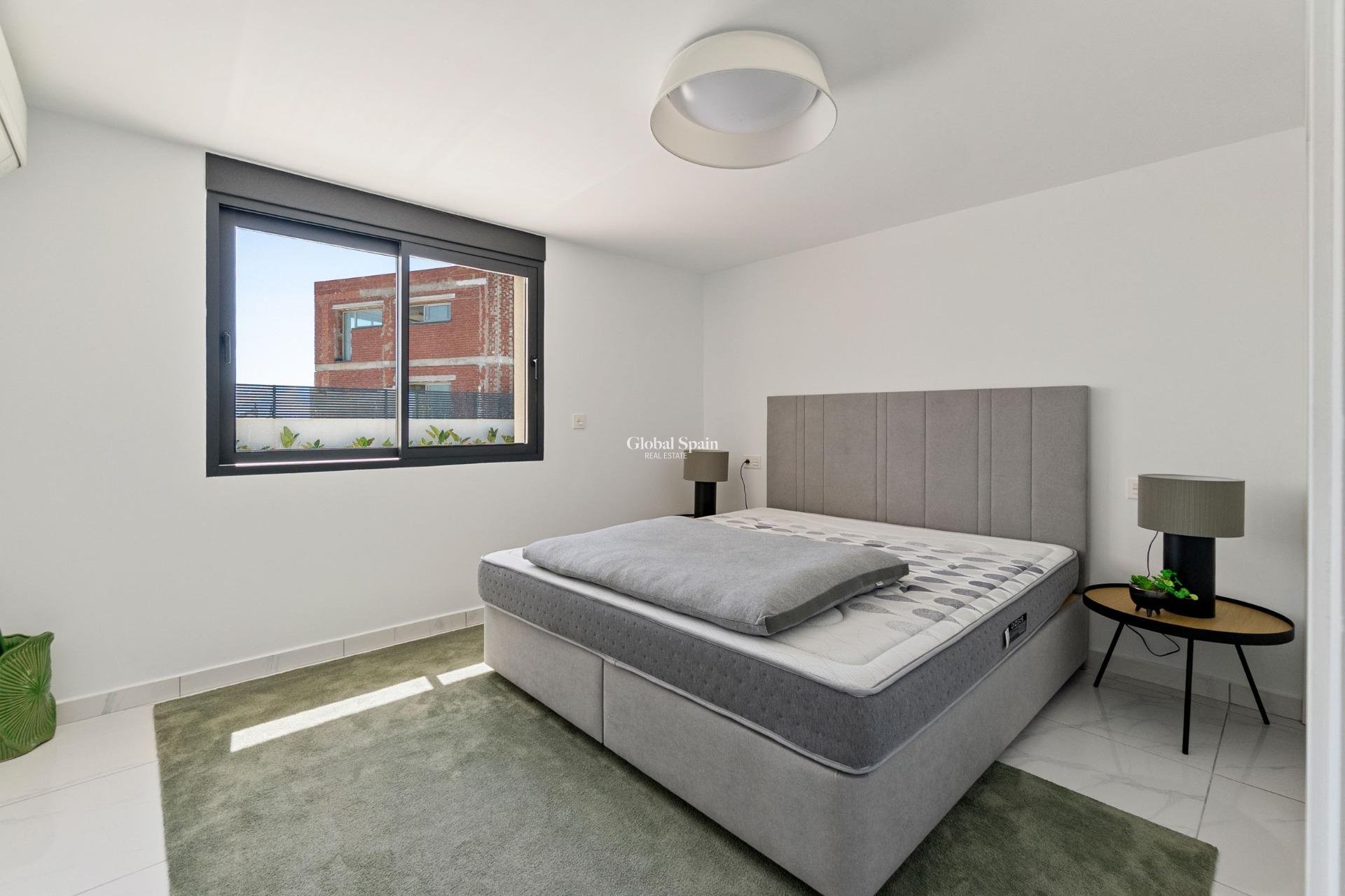 Revente - VILLA -
TORREVIEJA - La Veleta