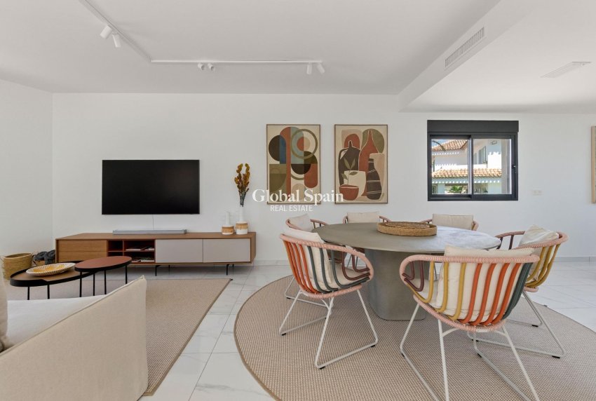 Revente - VILLA -
TORREVIEJA - La Veleta