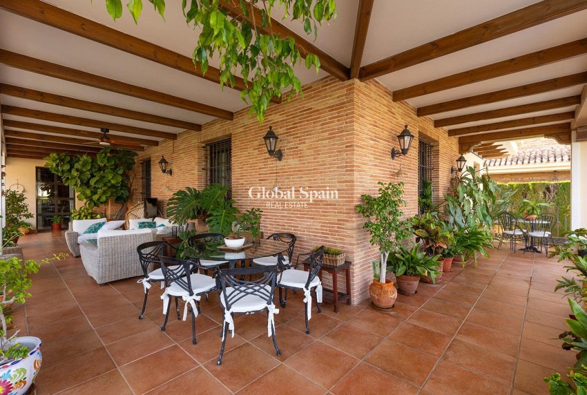 Revente - VILLA -
TORREVIEJA - La Veleta