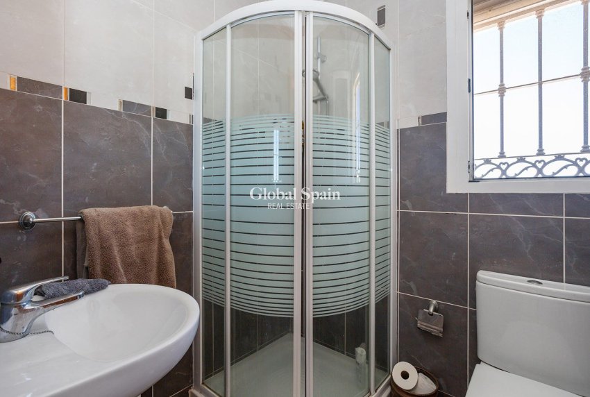 Revente - Villa -
TORREVIEJA - LOS BALCONES - LOS ALTOS