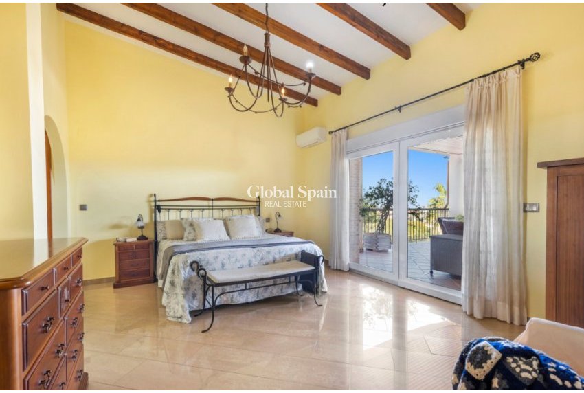 Revente - Villa -
TORREVIEJA - LOS BALCONES - LOS ALTOS