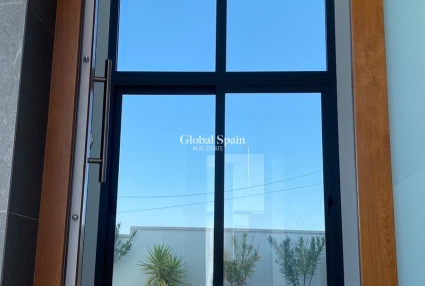 Revente - VILLA -
TORREVIEJA - LOS BALCONES - LOS ALTOS