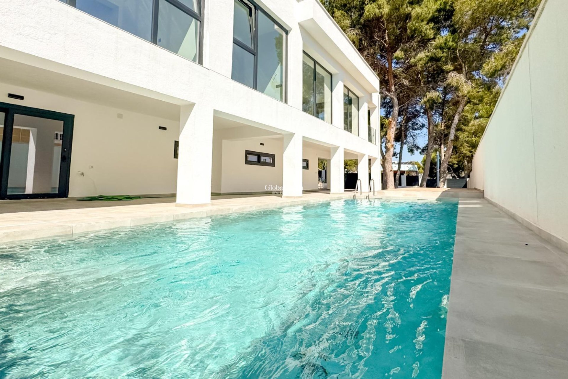 Revente - VILLA -
TORREVIEJA - LOS BALCONES - LOS ALTOS